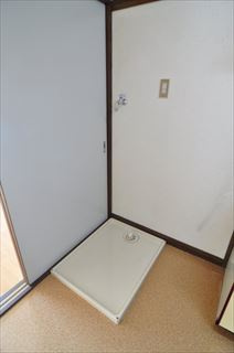 メゾン山崎のその他|室内洗濯機置き場