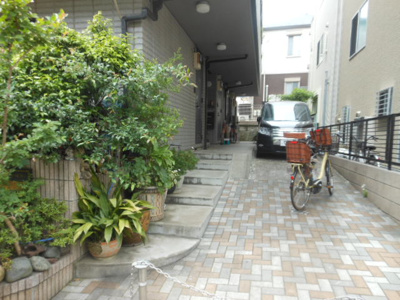 【エントランス】 | グレースパピヨン