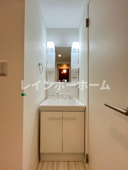 アリビオ上福岡の独立洗面台