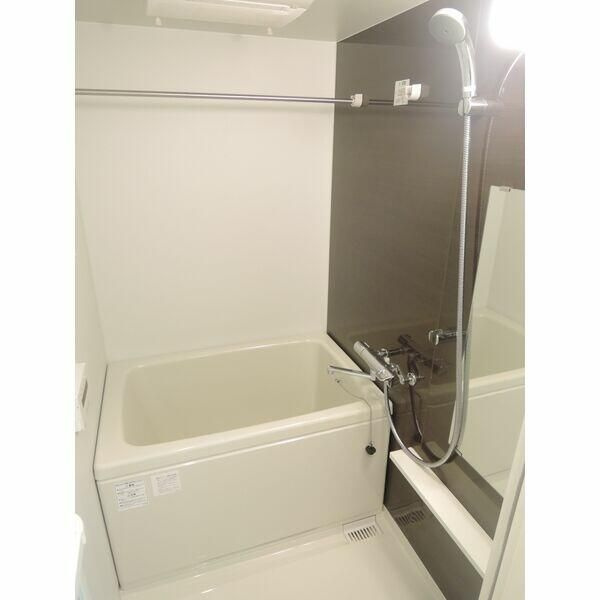 レジデンシア　カルマールの浴室