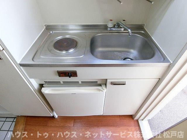 ジュネパレス新松戸第１１のキッチン