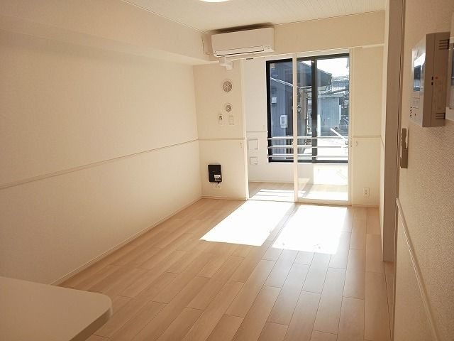 クラヴィーアⅤの居間・リビング|ゆったりとしたリビングです