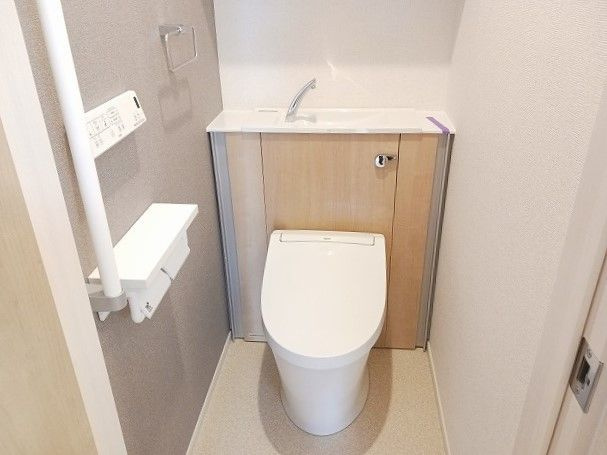 クラヴィーアⅤのトイレ|清潔感のあるトイレです