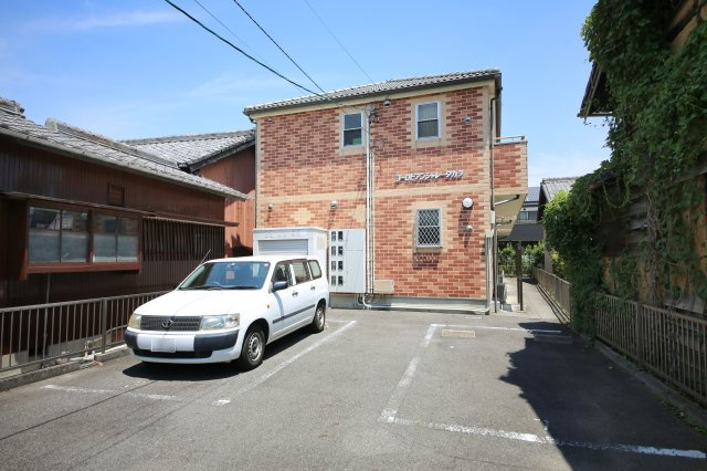 ヨーロピアンシャレータカラの外観