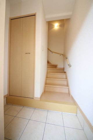 ヨーロピアンシャレータカラの玄関