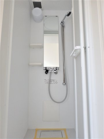 グランドーレ高円寺のシャワールーム|きれいなシャワールームです