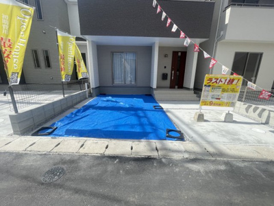 【駐車場】 | 那覇市小禄（全3棟）ラストB号棟 | B号棟　並列駐車3台可♪