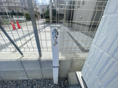 【設備】 | 那覇市小禄（全3棟）ラストB号棟 | B号棟　外水栓♪