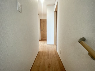 【内装】 | 那覇市小禄（全3棟）ラストB号棟 | B号棟　2階ホール♪