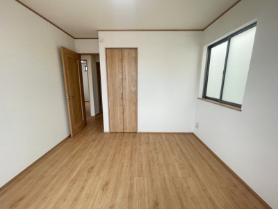 【洋室】 | 那覇市小禄（全3棟）ラストB号棟 | B号棟　洋室6.37帖＋収納付き♪