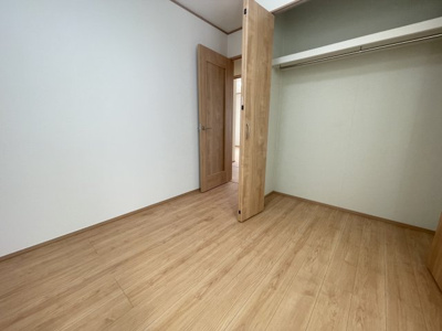 【洋室】 | 那覇市小禄（全3棟）ラストB号棟 | B号棟　洋室4.5帖＋CL付き♪