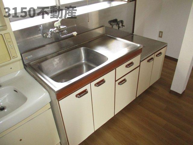 鏡島借家のキッチン