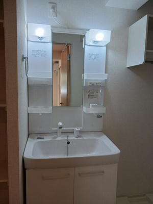 【洗面所】 | ジョアニーナ | ゆったりとスペースのある洗面所