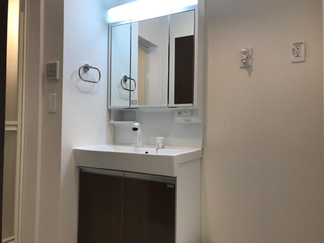 ロビンⅡの洗面所|洗髪洗面化粧台（イメージ）