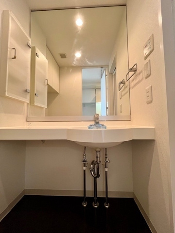 新品家具付きマンション中丸町6(KaGood東京)の洗面所