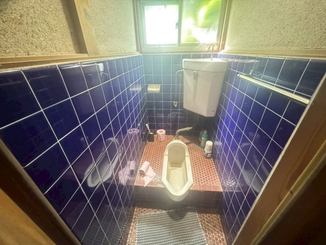 鉾田市串挽　中古戸建のトイレ