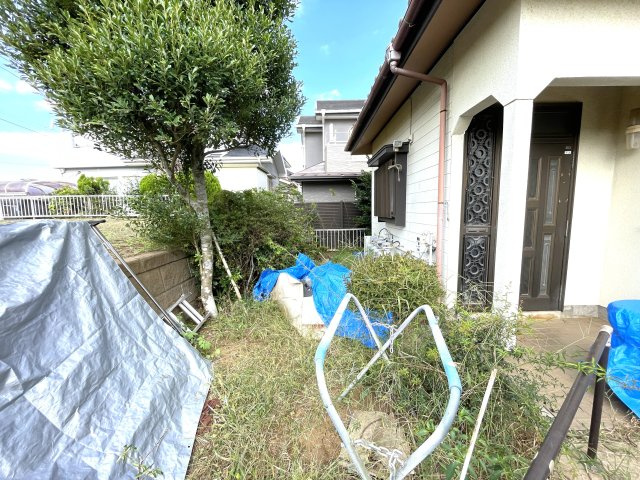 八街市文違中古戸建の庭