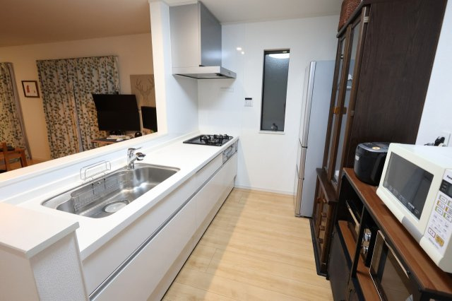 八王子市　犬目町　中古戸建てのキッチン|～使い勝手の良いシステムキッチン～