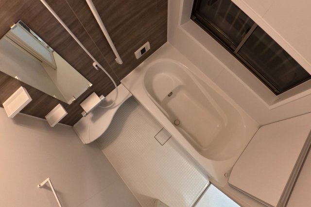 八王子市　犬目町　中古戸建ての浴室|～のびのびくつろげるバスルーム　１日の締めくくりに癒やしのバスタイムを～