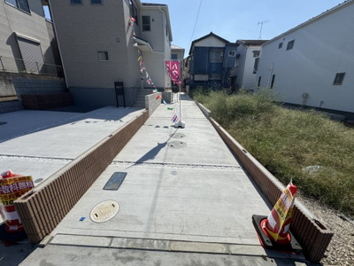 【駐車場】 | 松戸市高塚新田新築戸建（高塚新田第２） | 2号棟駐車スペース・縦列2台駐車可