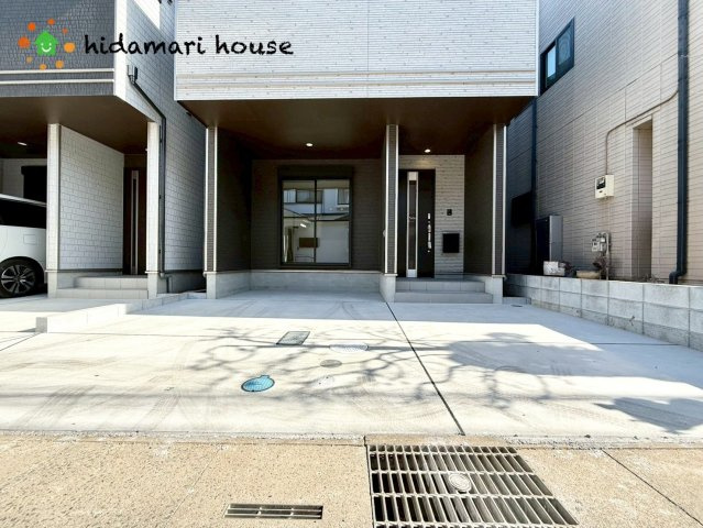 第8上尾市二ツ宮　新築戸建　ハートフルBの駐車場