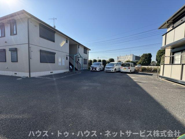 ディアス・ヴィラ　Ｃ棟の駐車場