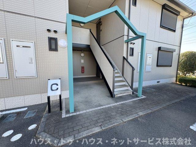 ディアス・ヴィラ　Ｃ棟のエントランス