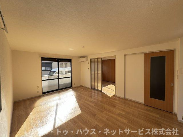 ディアス・ヴィラ　Ｃ棟の居間・リビング