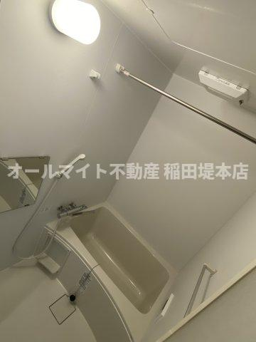 川崎市多摩区生田８丁目のアパートの浴室