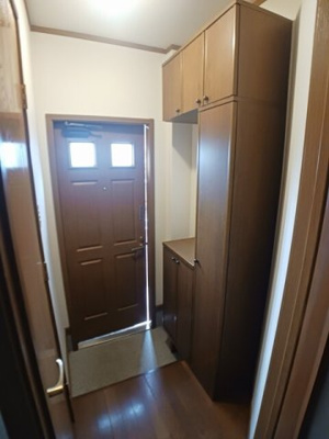 【玄関】 | フィエルテ | 明るい玄関です