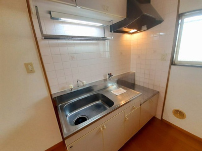 【キッチン】 | ファミール本田パートⅥ | 使いやすいキッチンです