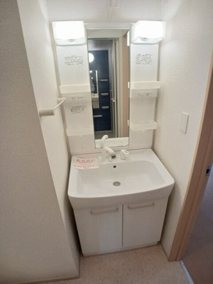 【洗面所】 | セプト・クルール | 忙しい朝には欠かせない洗面所です