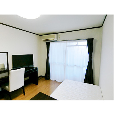 【内装】 | アーネスト坂田 | 明るい室内です