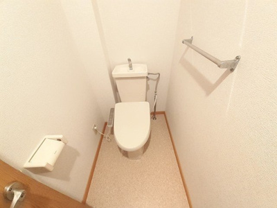 【トイレ】 | リッツジュン | 落ち着いた色調のトイレです