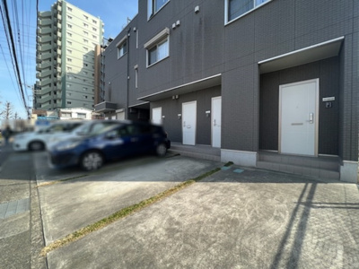 【駐車場】 | クレセント | 駐車場