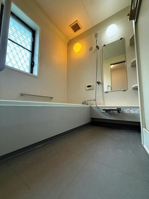 【浴室】 | 名塩さくら台２丁目戸建 | 日々の疲れを癒すお風呂付です