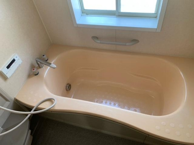 【浴室】 | 甲陽園本庄町戸建貸家 | 風呂