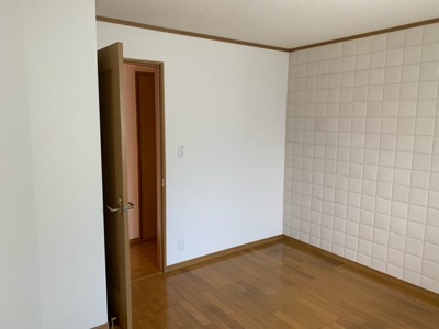 【居間・リビング】 | 甲陽園本庄町戸建貸家 | 洋室