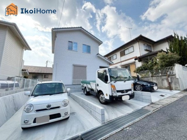 神戸市西区天が岡　中古戸建の駐車場|～ご見学に関して～平日や夜間でもご案内可能。決まったお時間で身動きが取れない方も臨機応変に対応します