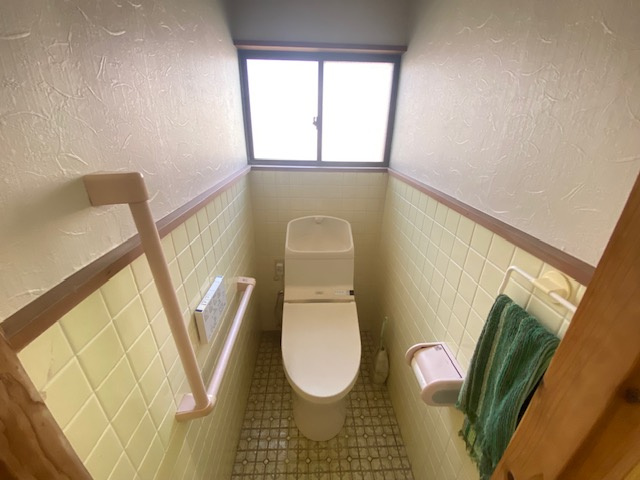 都城市高城町穂満坊の中古一戸建のトイレ