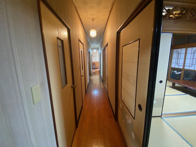 都城市高城町穂満坊の中古一戸建のその他|廊下