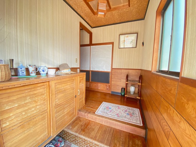 都城市高城町穂満坊の中古一戸建の玄関