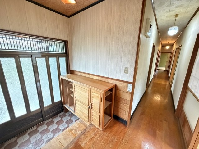 都城市高城町穂満坊の中古一戸建の玄関