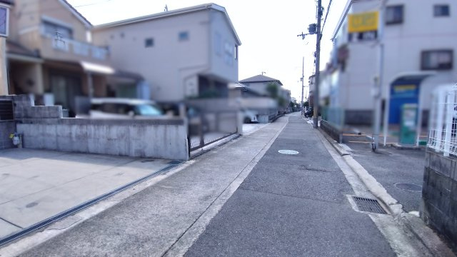 尼崎市武庫の里　中古戸建の前面道路含む現地写真