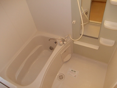 【浴室】 | セル・フォンテーヌ | ゆったり過ごせるお風呂です