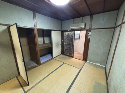 【和室】 | 尼崎市口田中　中古テラスハウス | 日本らしい落ち着いた雰囲気の和室です
