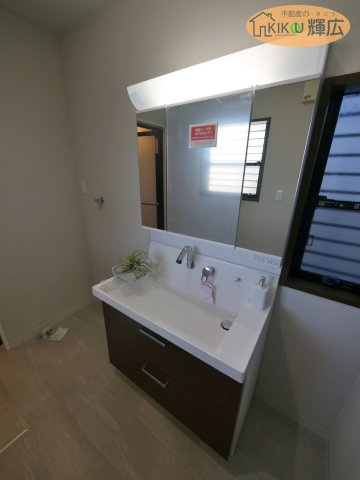 【独立洗面台】 | 姫路市飾磨区高町　中古戸建