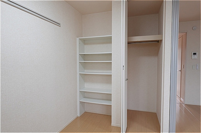 【洋室】 | アルヴィータ | 洋室・クローゼットと収納