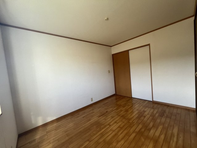 ガーデンコテージCの洋室