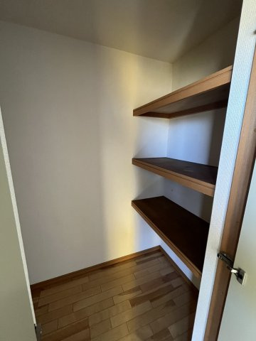 ガーデンコテージCの収納